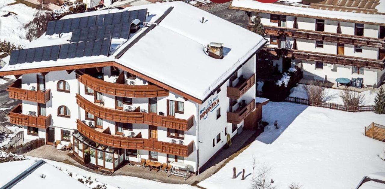 Hotel Garni Romantika Sankt Leonhard im Pitztal Exterior photo